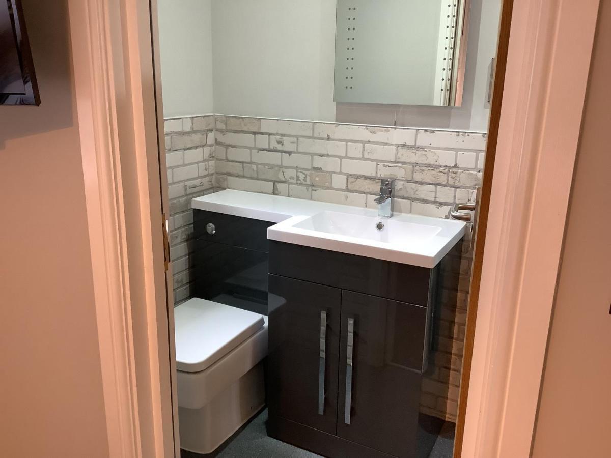Jeffersons Hotel & Serviced Apartments (Adults Only) Barrow-in-Furness Esterno foto